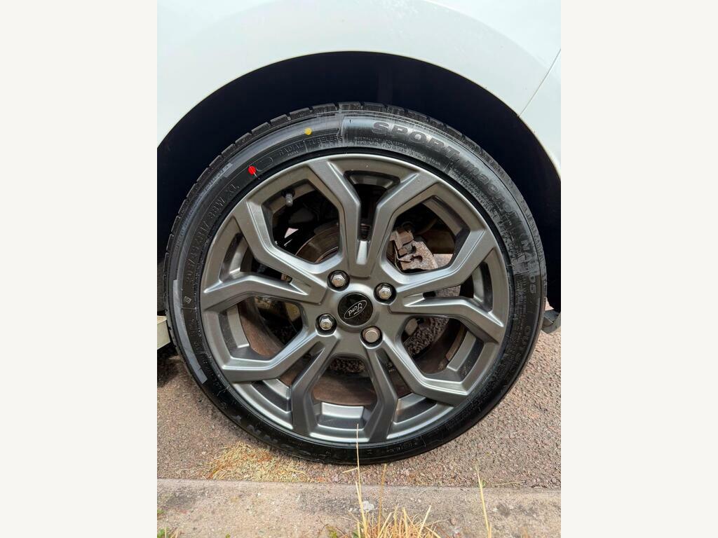 Ford Fiesta Ford Fiesta 1.0 Fiesta Zetec T Silver #22