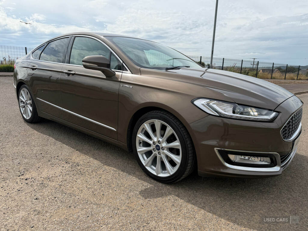 Ford Mondeo Vignale 2.0 Tdci 180 Brown #2