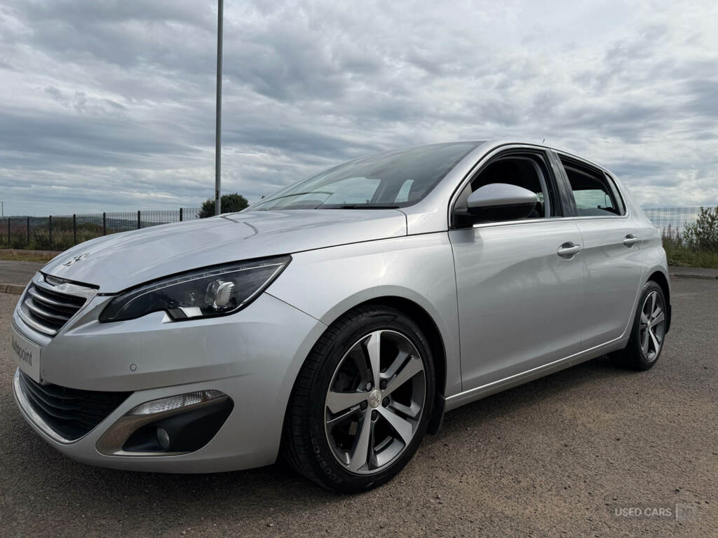 Peugeot 308 1.6 Hdi 115 Allure Silver #4