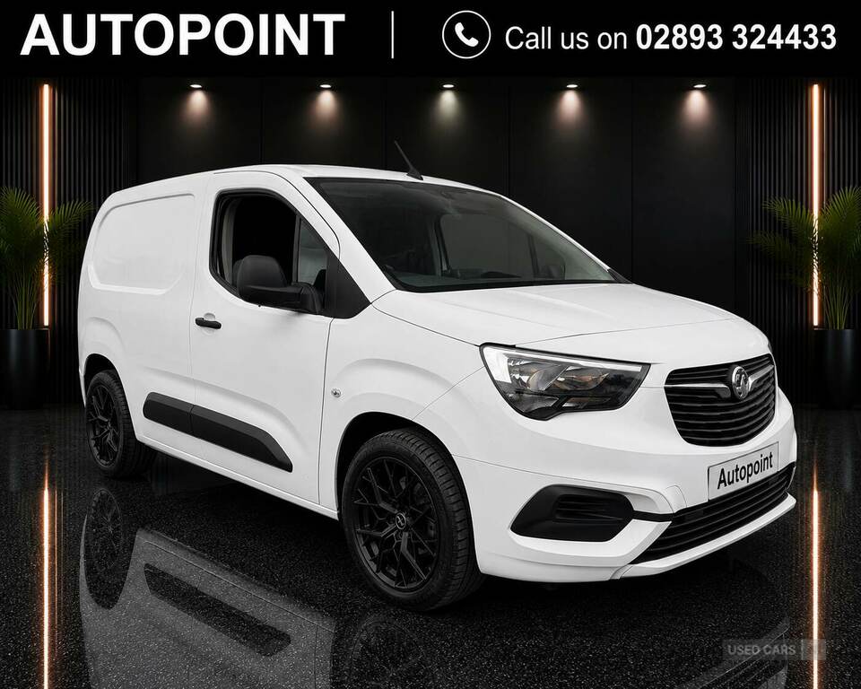 Vauxhall Combo 2000 1.5 Turbo D 100Ps H1 Dynamic Van White