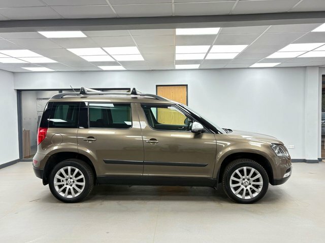 Skoda Yeti 2.0 Tdi Se Business Outdoor 4Wd Brown #3