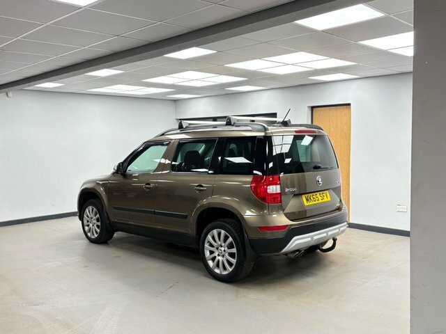 Skoda Yeti 2.0 Tdi Se Business Outdoor 4Wd Brown #6