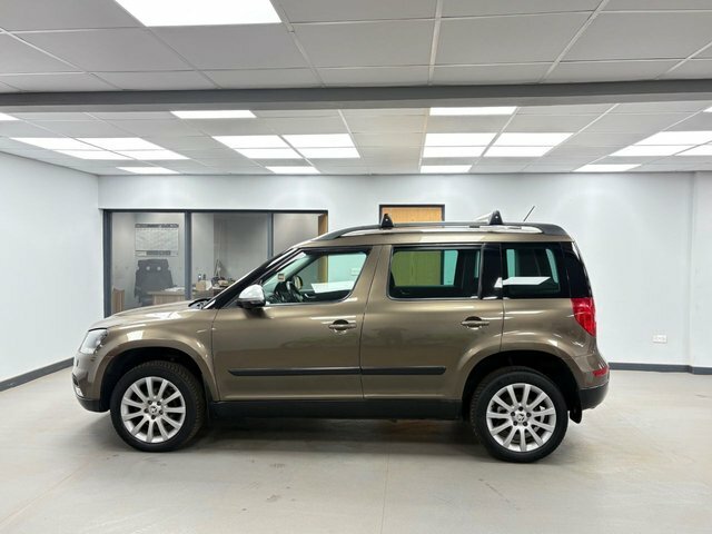 Skoda Yeti 2.0 Tdi Se Business Outdoor 4Wd Brown #4