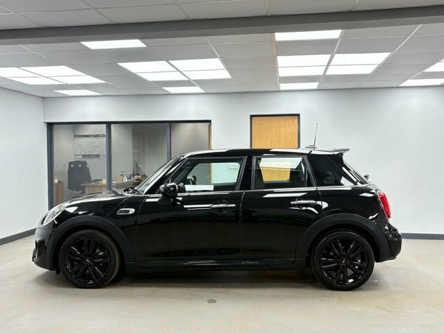 Mini Hatch 1.5 Cooper Sport Hatchback Euro YC70ACV Black #4