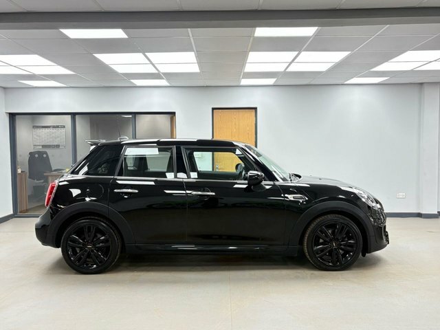 Mini Hatch 1.5 Cooper Sport Hatchback Euro YC70ACV Black #3
