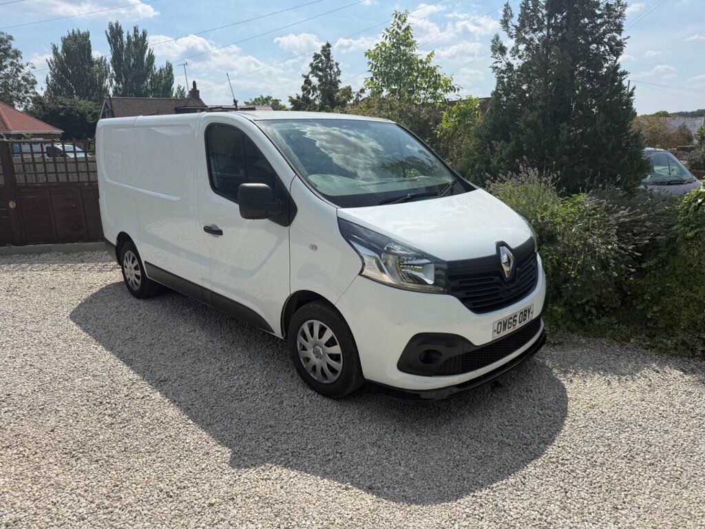 Renault Trafic 1.6 Dci Energy 27 Business Swb Standard Roof Euro White