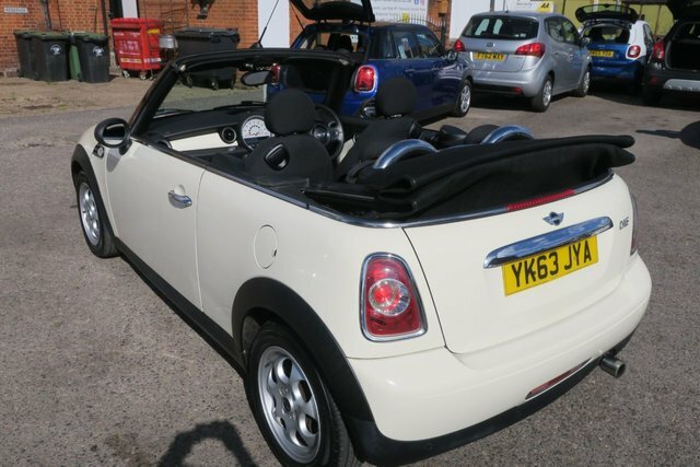 Mini Convertible 2013 1.6 One Convertible Euro 6 White #4