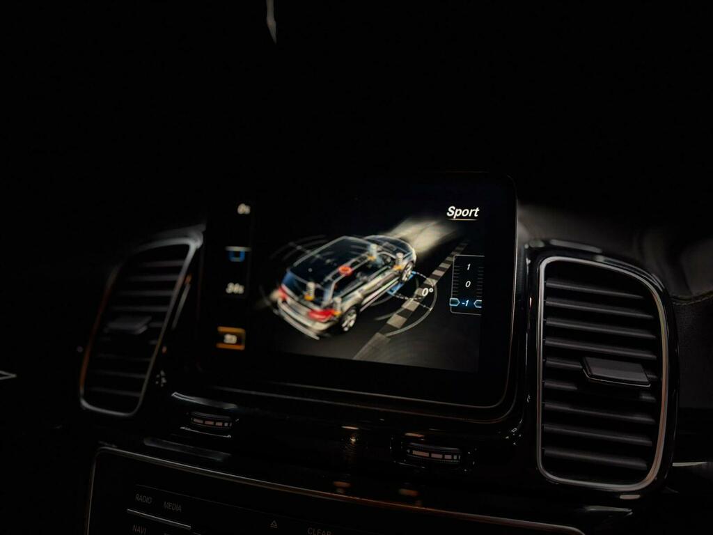 Mercedes-Benz GLS Class Gls 350D 4Matic Designo Line 9G-tronic Black #37