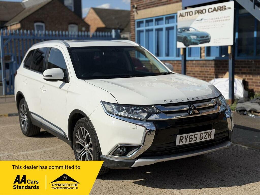 Mitsubishi Outlander 2.2 Di-d Gx4 Suv 4Wd Euro 6 147 P White