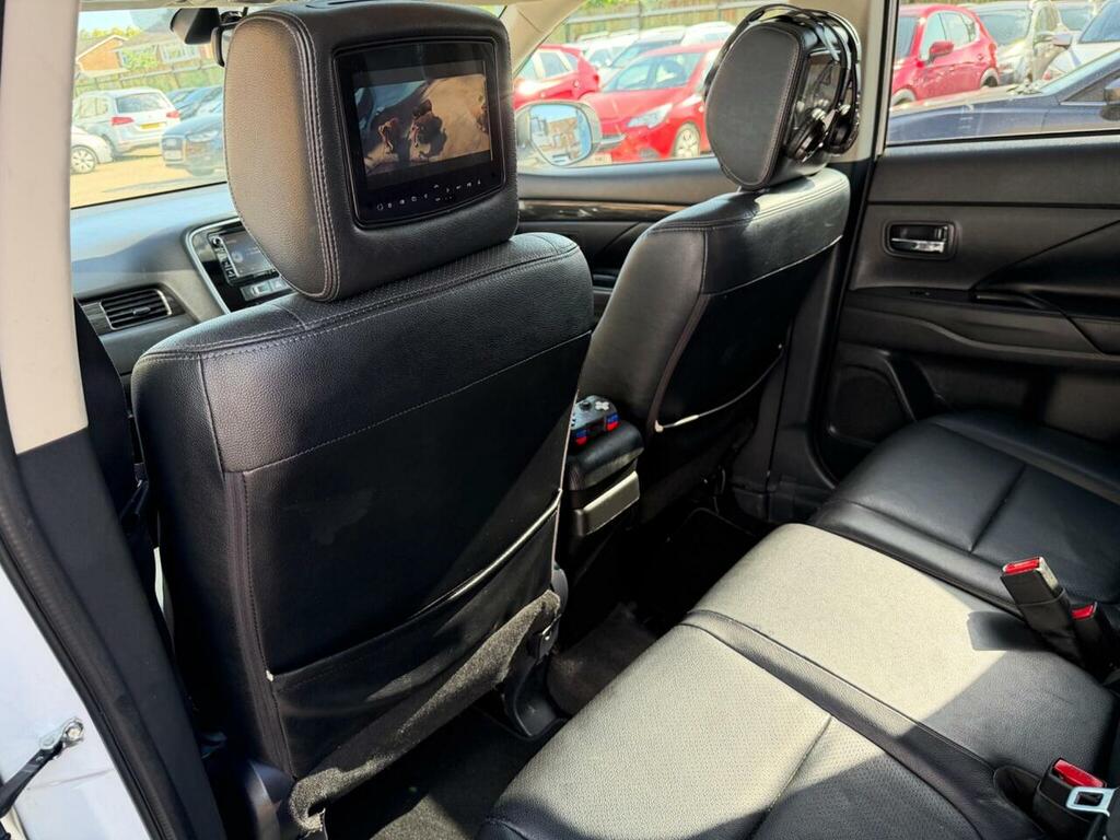 Mitsubishi Outlander 2.0H 12Kwh Gx4h White #35