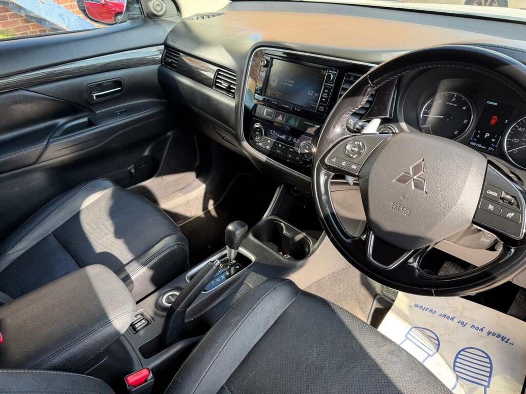 Mitsubishi Outlander 2.0H 12Kwh Gx4h White #32