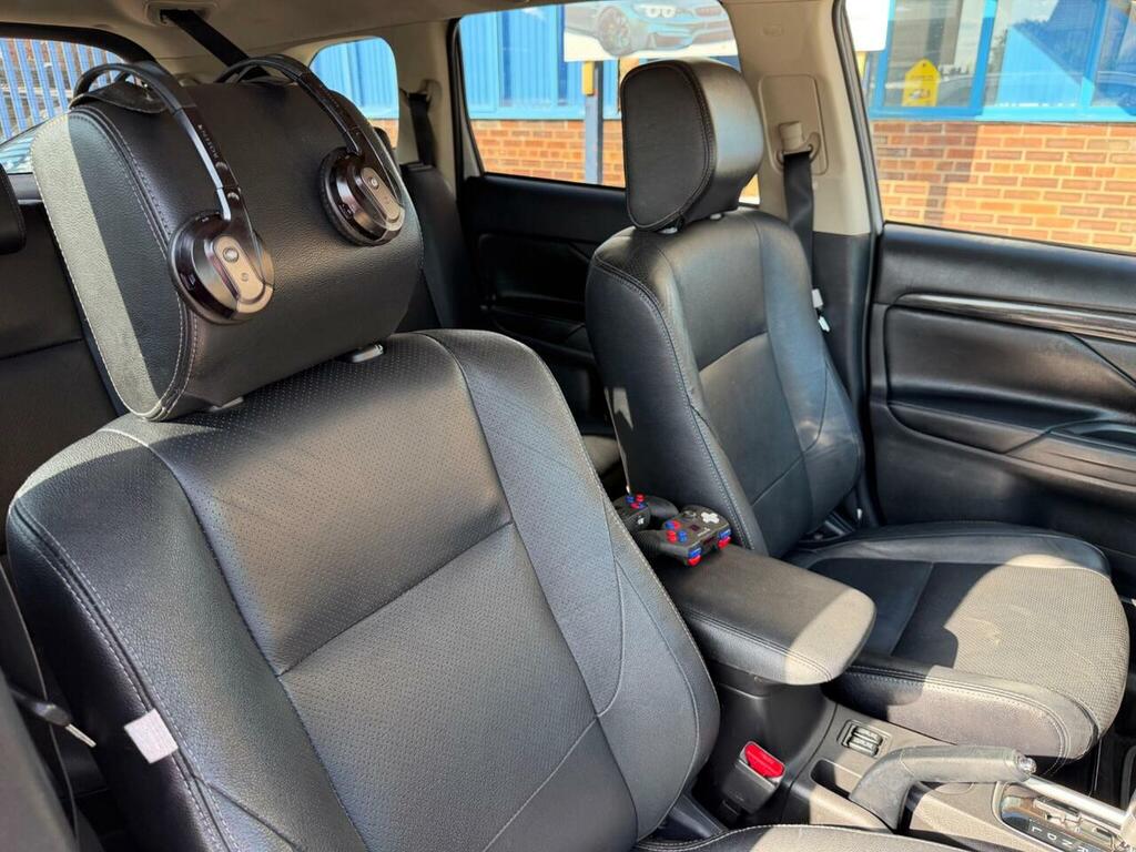 Mitsubishi Outlander 2.0H 12Kwh Gx4h White #34