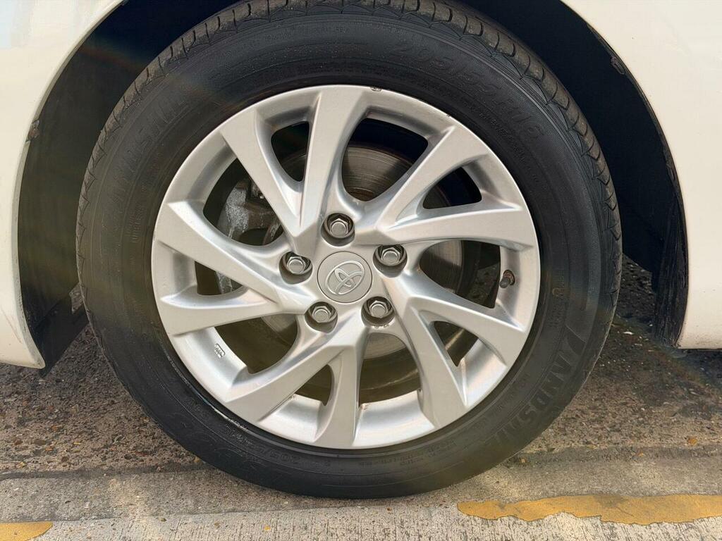 Toyota Auris 1.6 D-4d Icon Brown #47