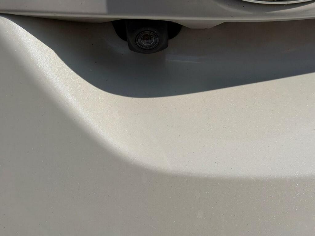 Toyota Auris 1.6 D-4d Icon Brown #13