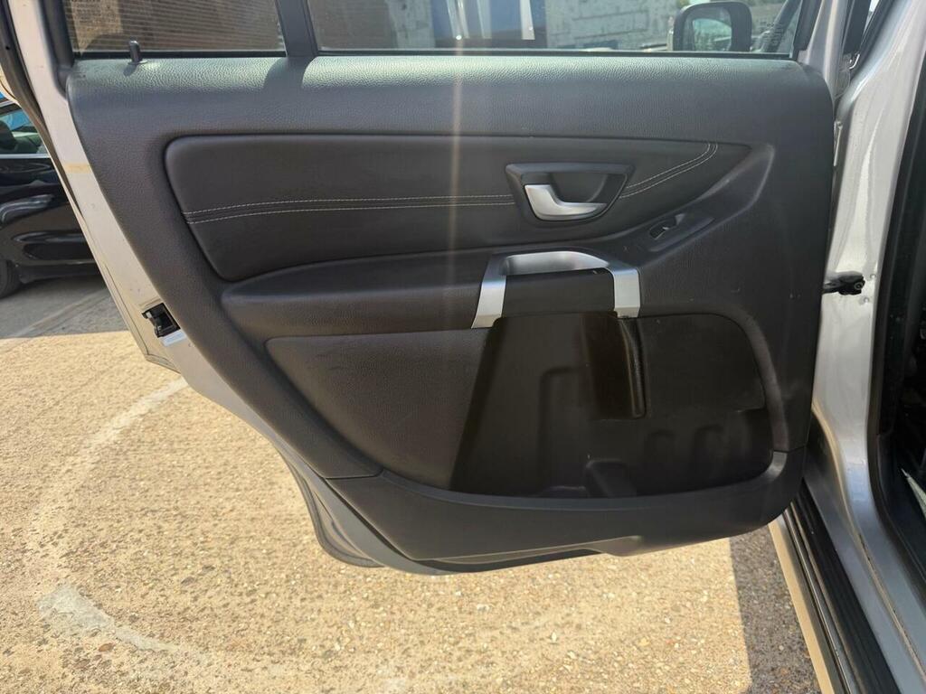 Volvo XC90 Estate D5 Se Lux Awd 2012 Blue #29
