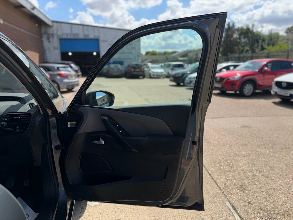 Citroen Grand C4 Picasso 1.6 Bluehdi Exclusive Blue #42