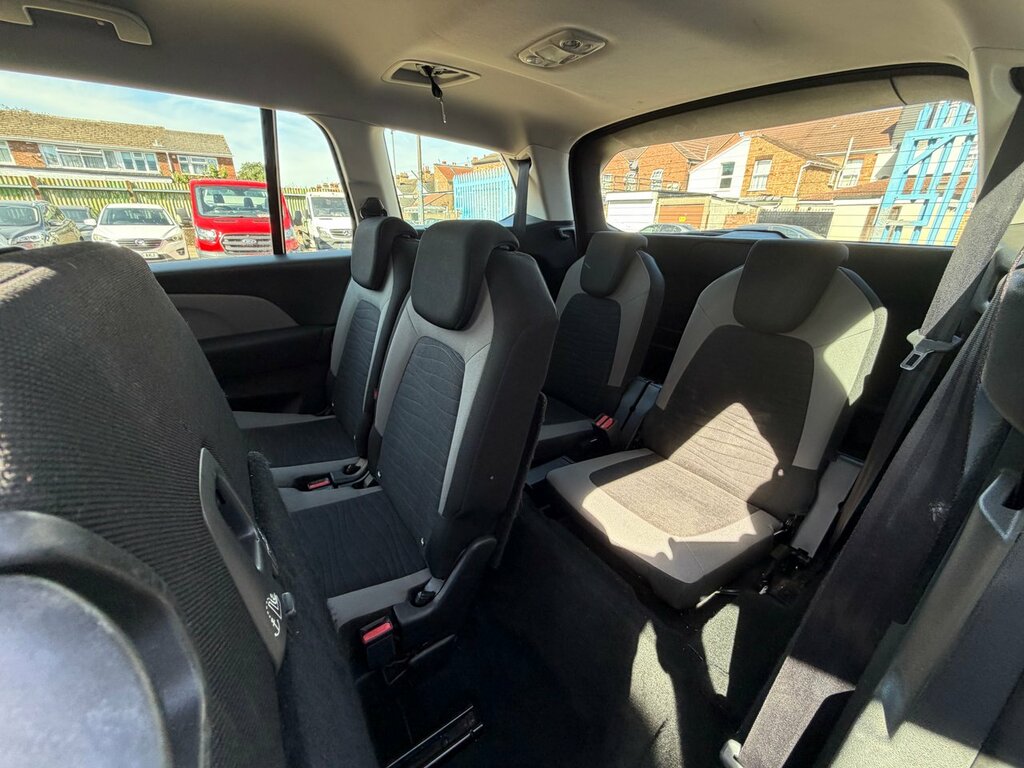 Citroen Grand C4 Picasso Mpv White #29