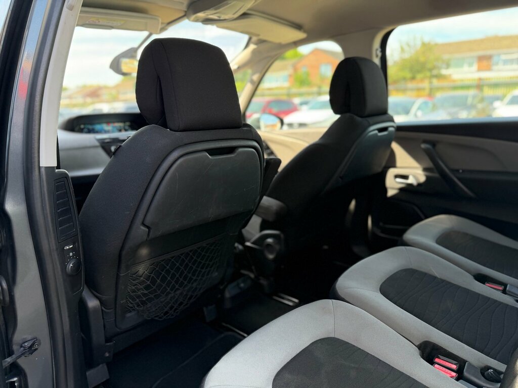 Citroen Grand C4 Picasso Mpv White #22