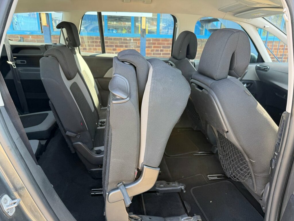Citroen Grand C4 Picasso Mpv White #31