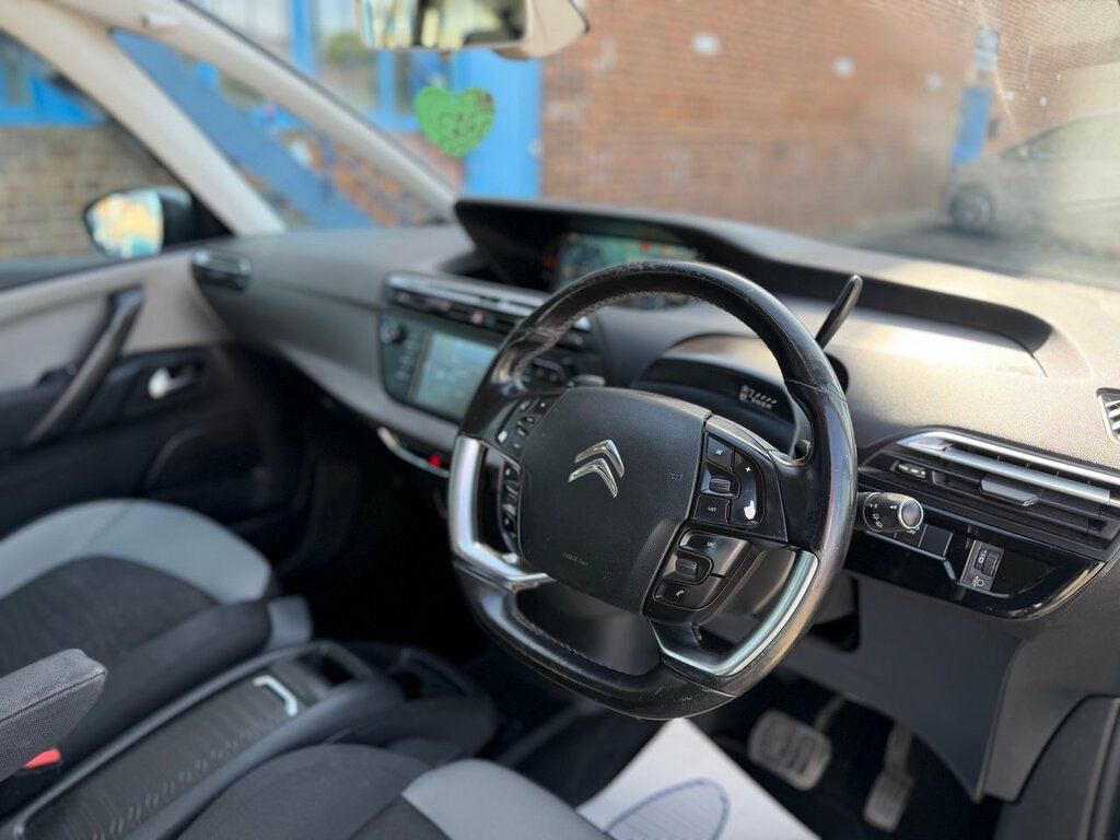 Citroen Grand C4 Picasso Mpv White #16