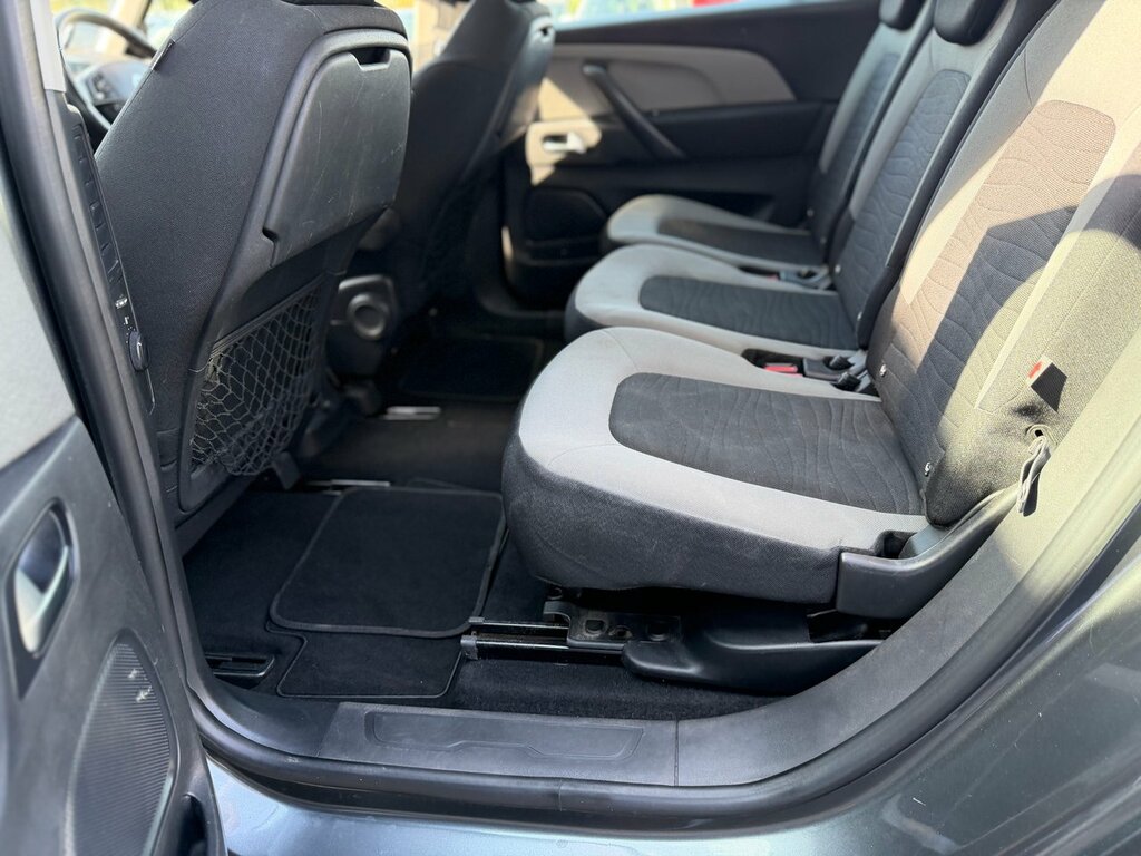 Citroen Grand C4 Picasso Mpv White #26