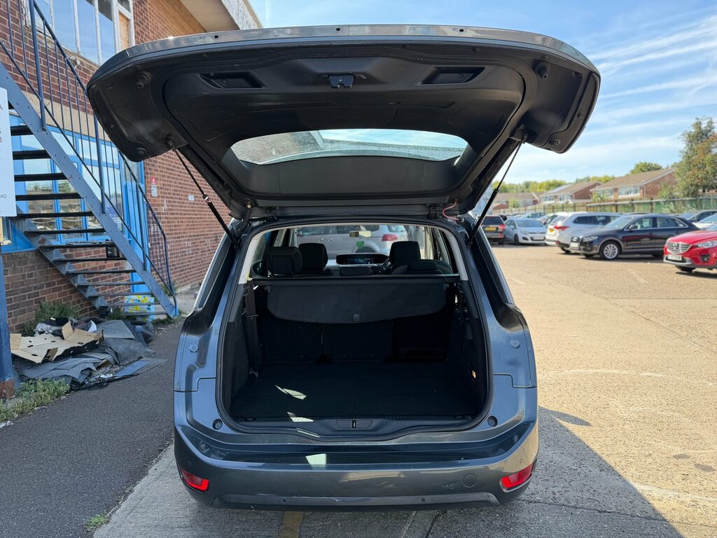 Citroen Grand C4 Picasso Mpv White #13
