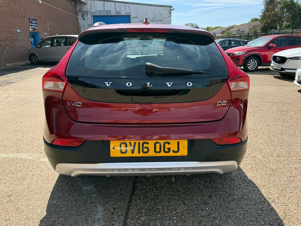 Volvo V40 Cross Country T5 Pro Hatchback Black #17
