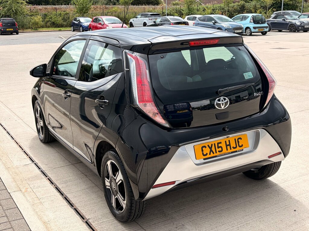 Toyota Aygo 1.0 Vvt-i X-clusiv Hatchback Eur Black #5