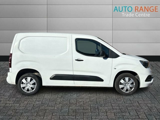 Vauxhall Combo Turbo D 2300 Sportive White #6