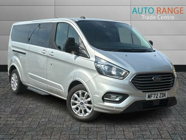 Ford Tourneo Custom 320 Ecoblue Titanium Minibus Silver