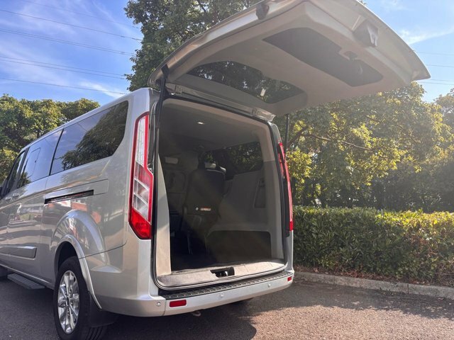 Ford Tourneo Custom 2.0 Ecoblue 130Ps Lr 8 Seater Zetec Standard Grey #33