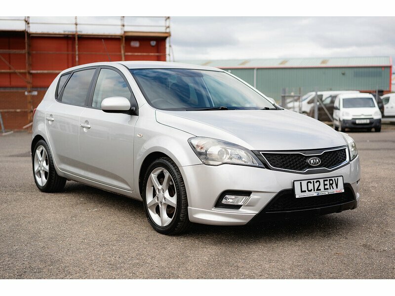 Kia Ceed Crdi 3 Silver #5