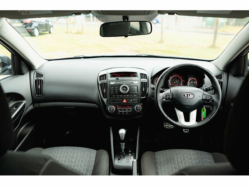 Kia Ceed Crdi 3 Silver #3