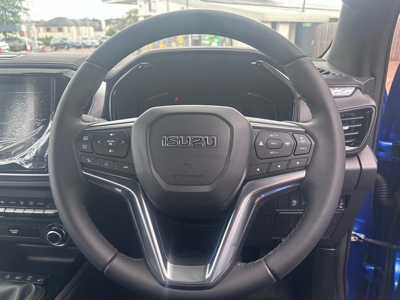 Isuzu D-Max Dl40 Dcb Blue #2