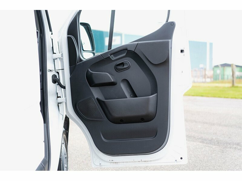 Renault Master 2.3 Dci 33 Business Fwd Mwb - 2022 22 White #18