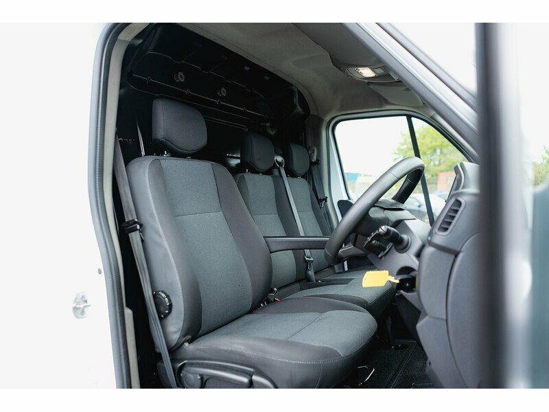 Renault Master Dci 28 Business White #2