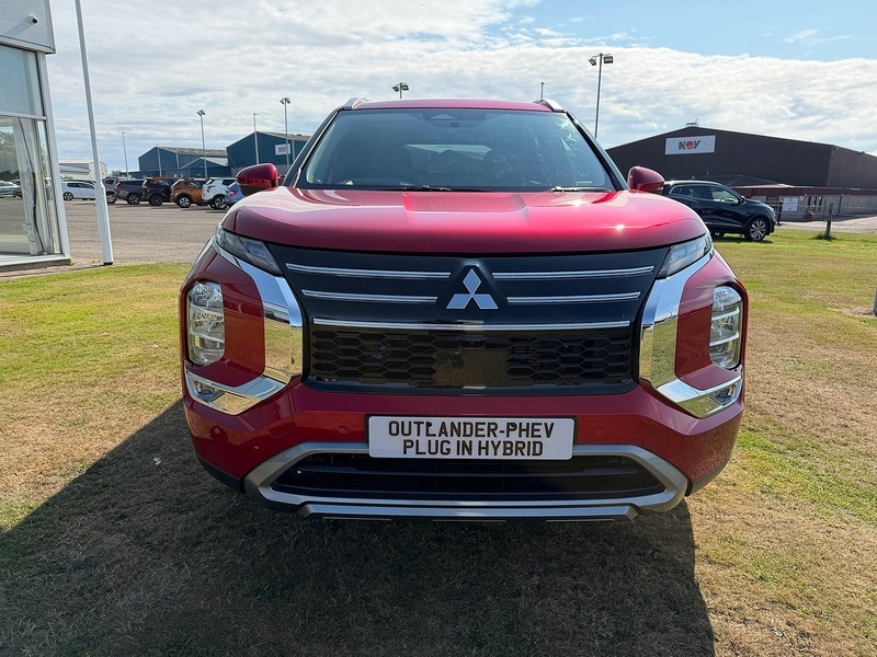 Mitsubishi Outlander Nativa Red #5