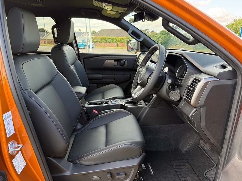 Mitsubishi L200 Barbarian Orange #2