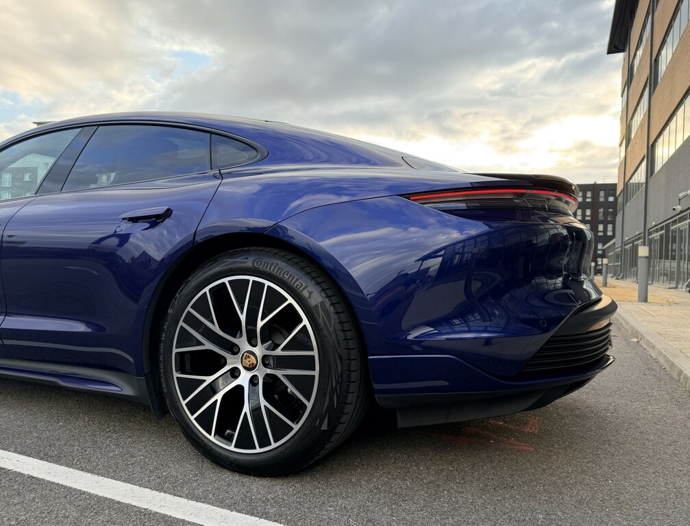 Porsche Taycan Performance Plus 93.4Kwh 2022 SW72DNV Blue #6