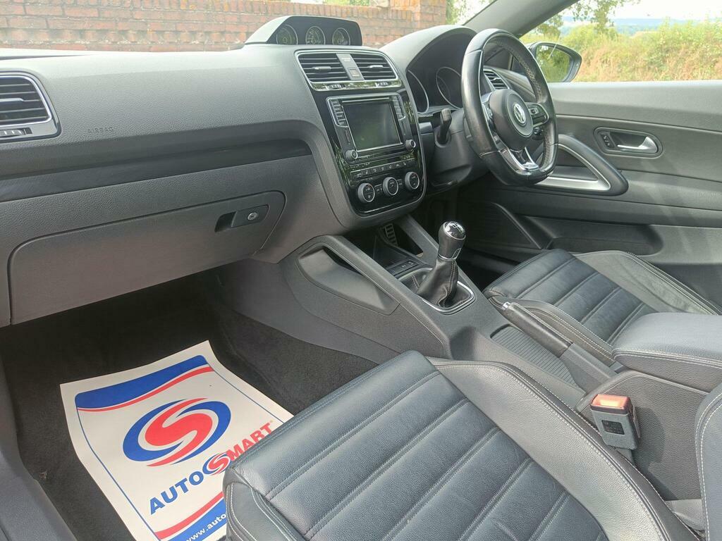 Volkswagen Scirocco 2.0 Tdi Bluemotion Tech R-line Black Edition Euro DG17SOE Grey #2
