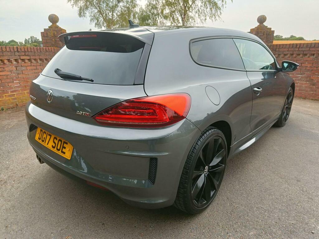 Volkswagen Scirocco 2.0 Tdi Bluemotion Tech R-line Black Edition Euro DG17SOE Grey #4