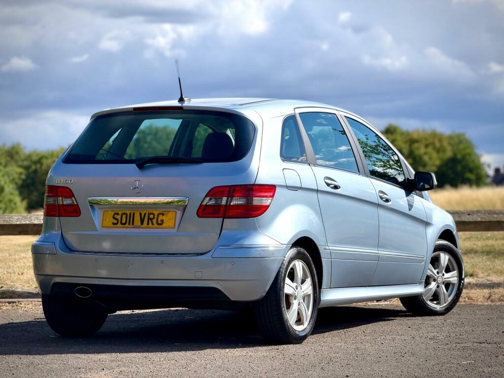 Mercedes-Benz B Class Se Blue #2