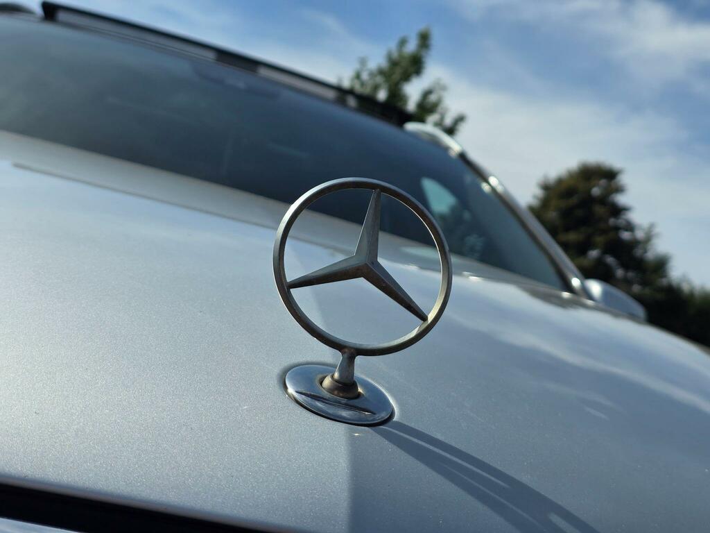 Mercedes-Benz E Class Saloon 2.1 E220 Cdi Amg Sport G-tronic Euro 5 S Black #26