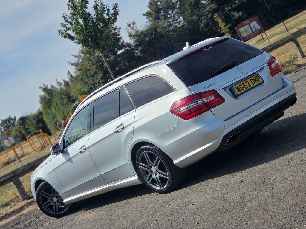 Mercedes-Benz E Class Saloon 2.1 E220 Cdi Amg Sport G-tronic Euro 5 S Black #40