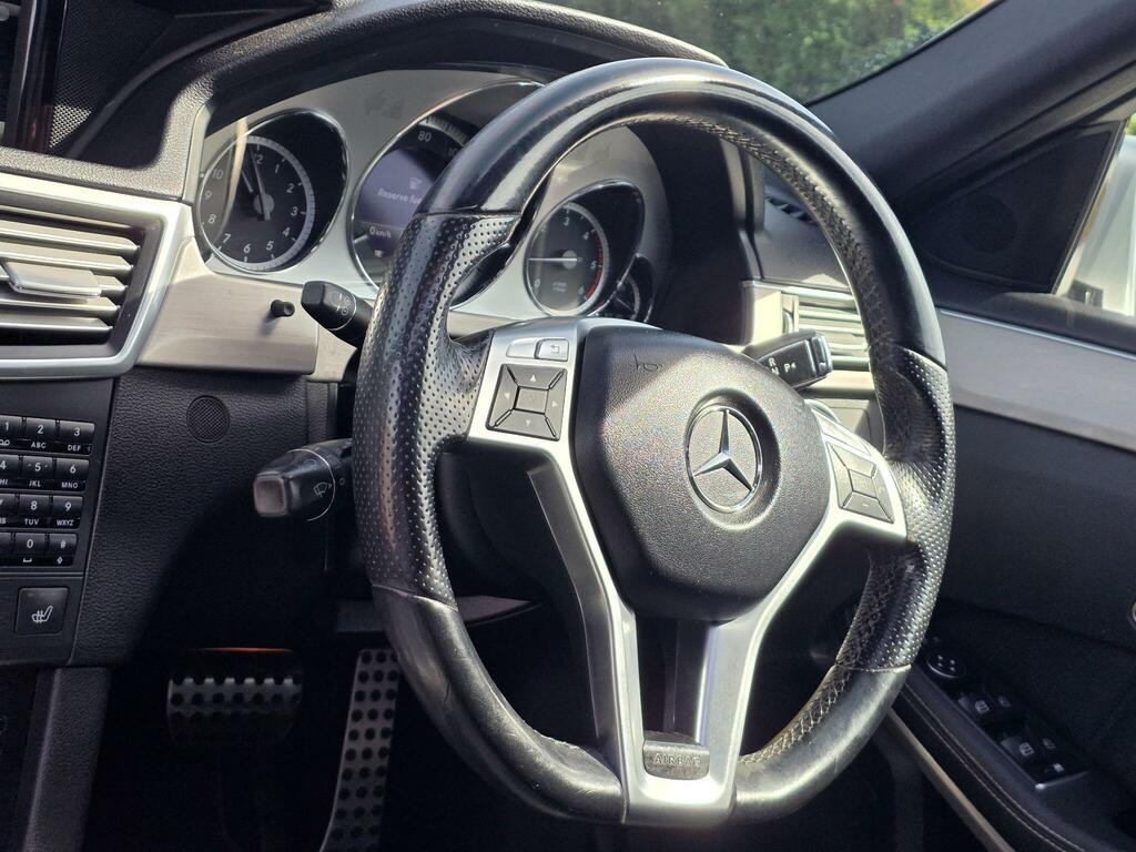 Mercedes-Benz E Class Saloon 2.1 E220 Cdi Amg Sport G-tronic Euro 5 S Black #20