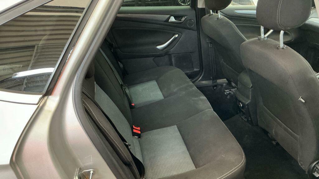 Ford Mondeo 1.6 Tdci Econetic Zetec Business Edition Euro 5 S Silver #2