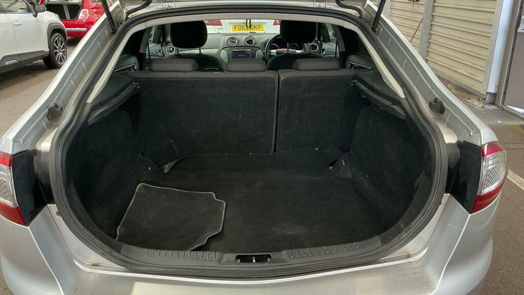 Ford Mondeo 1.6 Tdci Econetic Zetec Business Edition Euro 5 S Silver