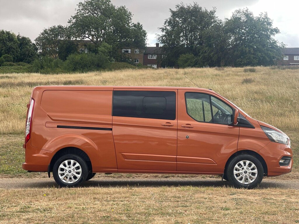 Ford Transit Custom 2.0 320 Ecoblue Limited Crew Van L2 H1 Euro 6 Orange #3