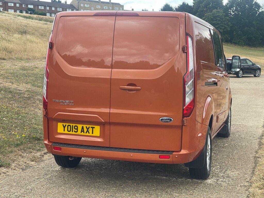 Ford Transit Custom 2.0 320 Ecoblue Limited Crew Van L2 H1 Euro 6 Orange #4