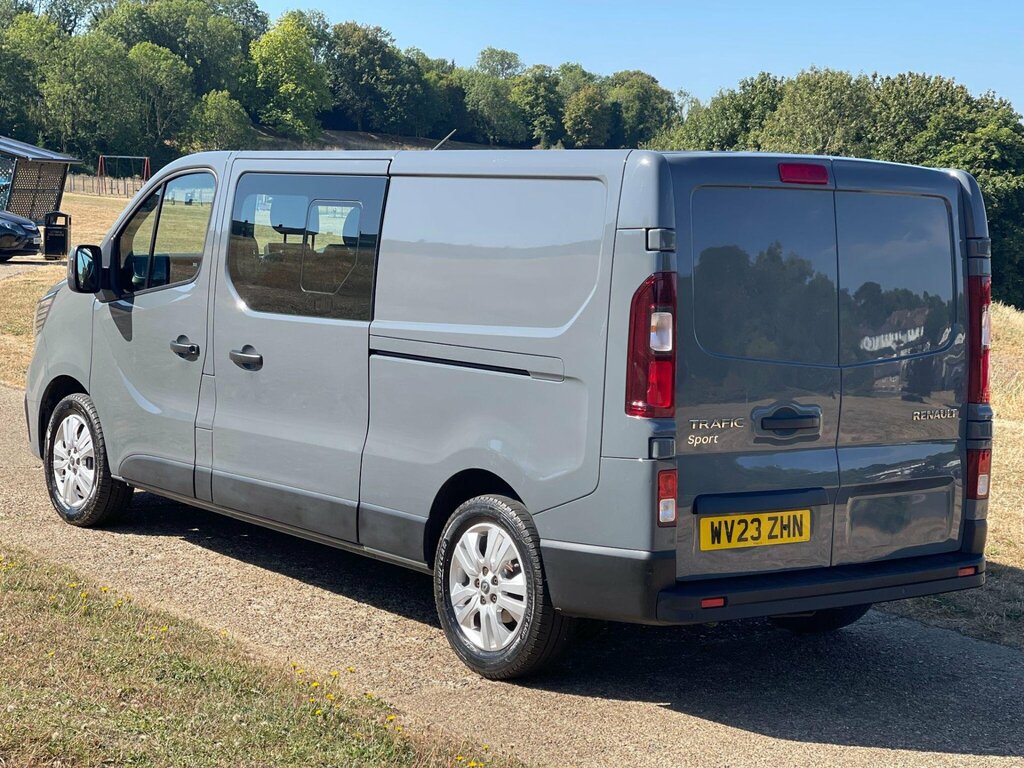Renault Trafic 2.0 Dci Blue Ll30 Sport Crew Van L2 H1 Euro 6 Ss Grey #6